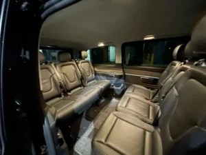 Ontime Corporate Cars chauffeur services Melbourne with luxury sedan for corporate and airport transfers across Victoria